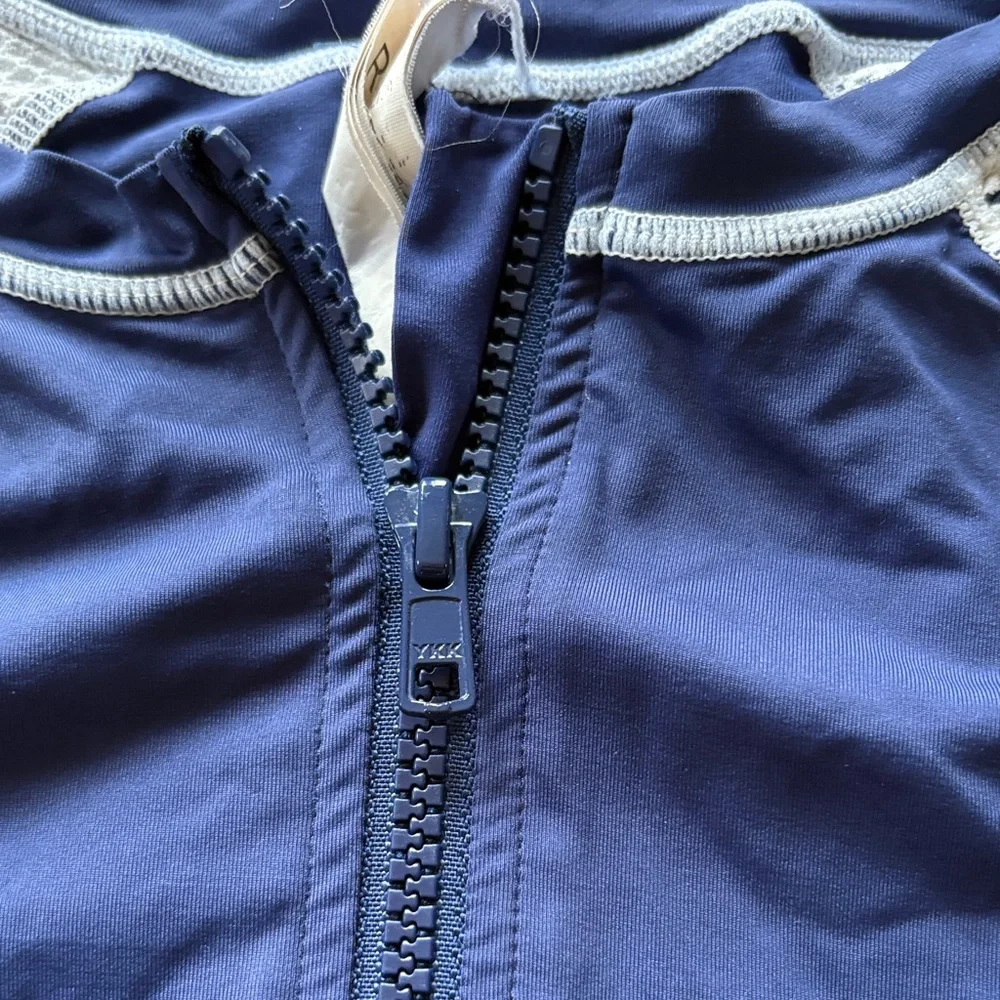 Roxy Navy Rash Guard / One piece Swimsuit - Picture 6 of 13